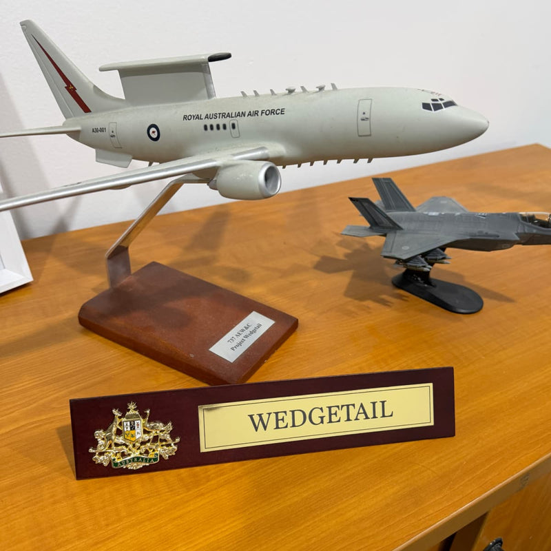 Load image into Gallery viewer, Custom Desk Wedge Australian Coat of Arms
