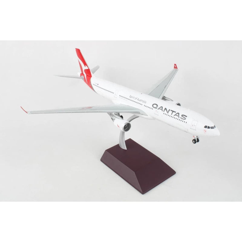 Load image into Gallery viewer, QANTAS A330-300 Die Cast Model 1:200 Scale - Cadetshop
