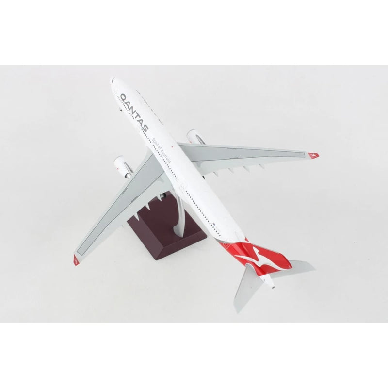 Load image into Gallery viewer, QANTAS A330-300 Die Cast Model 1:200 Scale - Cadetshop
