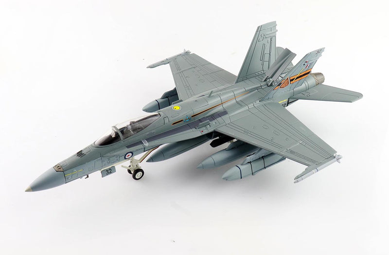 Load image into Gallery viewer, RAAF F/A-18A Hornet Die Cast Model 1:72 Scale ARDU A21-32
