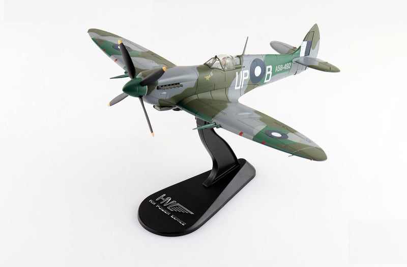 Load image into Gallery viewer, RAAF Supermarine Spitfire MK.VIII Mac III 1:48
